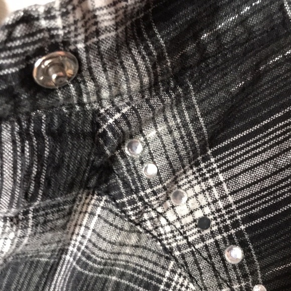 CUMBERLAND OUTFITTERS LARGE BLACK GRAY PLAID - Picture 4 of 9